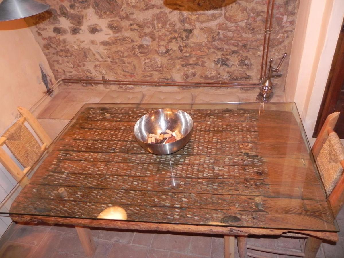 Baix Emporda. Increible Casa En Pueblo Medieval Cruilles Exterior photo